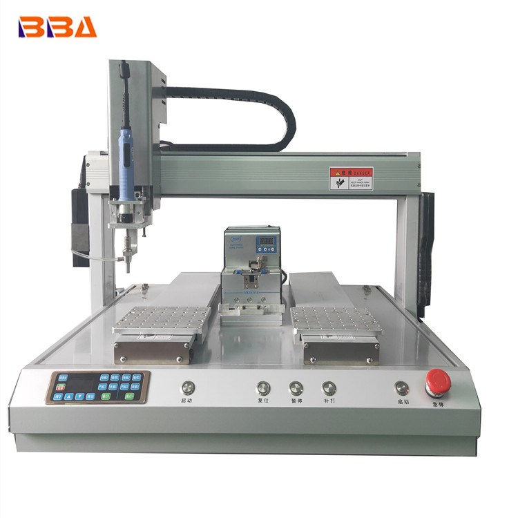 使用自動鎖螺絲機代替人工作業(yè)的好處有哪些?